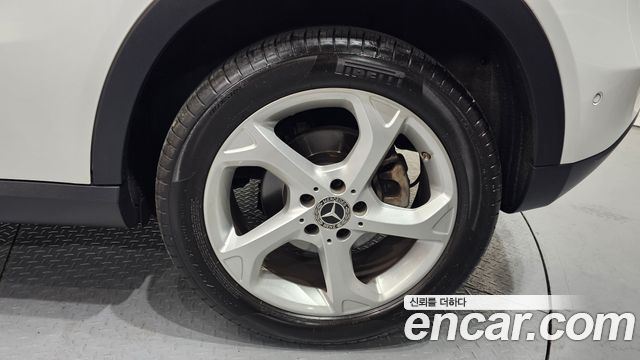 Mercedes-Benz GLA-Class 2018 — photo 5