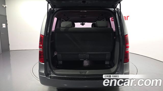 Hyundai Starex 2017 — photo 20