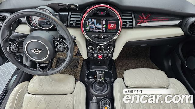 Mini Cooper 2020 — photo 10