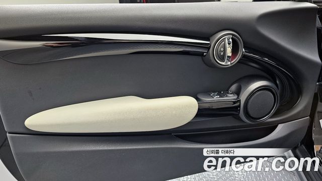 Mini Cooper 2020 — photo 14