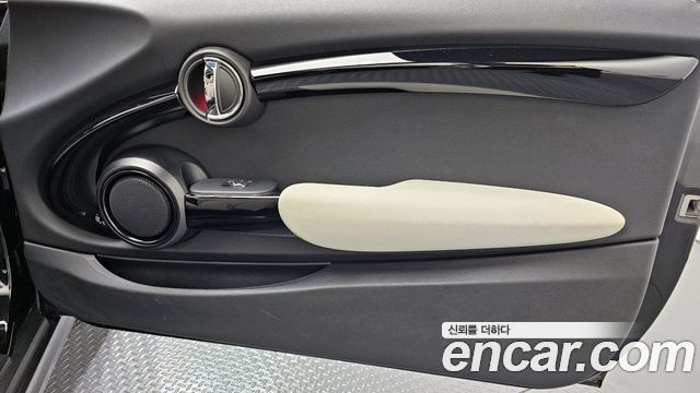 Mini Cooper 2020 — photo 15