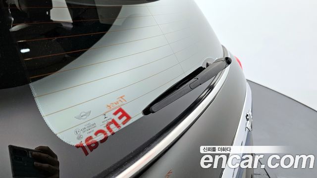 Mini Cooper 2020 — photo 31