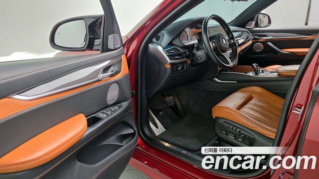 BMW X6M 2019 — photo 13