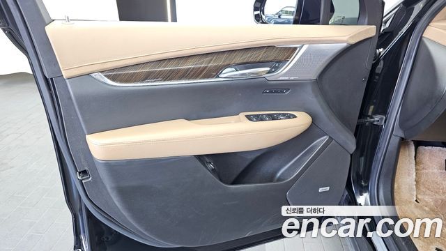 Cadillac XT6 2021 — photo 14