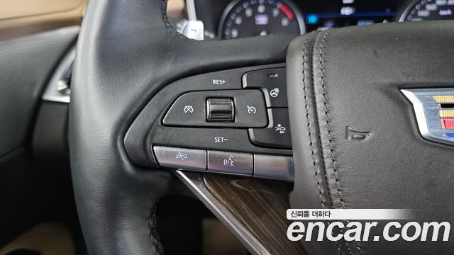 Cadillac XT6 2021 — photo 16
