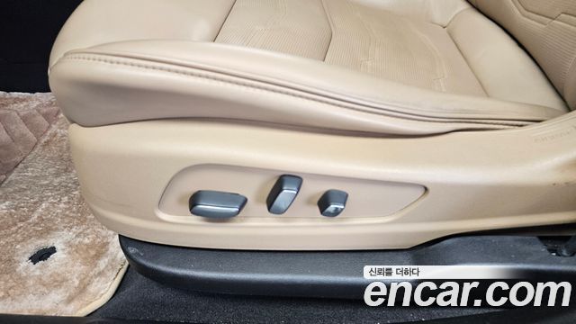 Cadillac XT6 2021 — photo 32