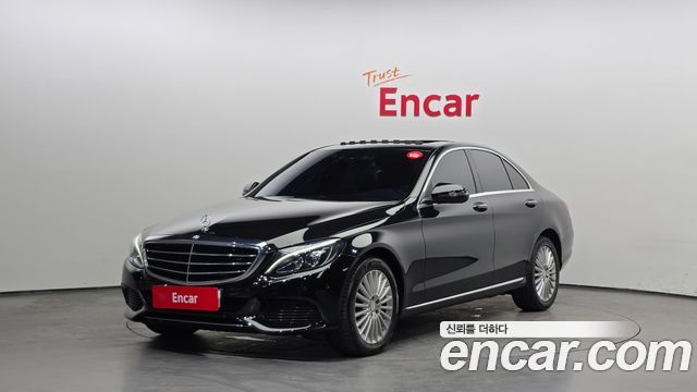 Mercedes-Benz C-Class 2017 — photo 1