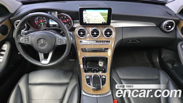 Mercedes-Benz C-Class 2017 — photo 7