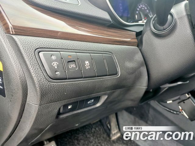 Kia K7 2015 — photo 18