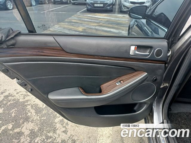 Kia K7 2015 — photo 20