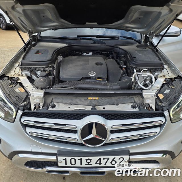 Mercedes-Benz GLC-Class 2020 — photo 18