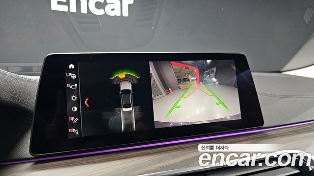 BMW 5-Series 2019 — photo 14