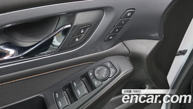 Chevrolet Korea Traverse 2021 — photo 19