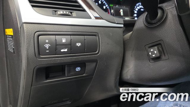 Hyundai Genesis 2014 — photo 14