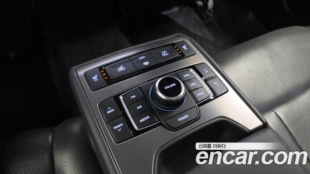 Hyundai Genesis 2014 — photo 19