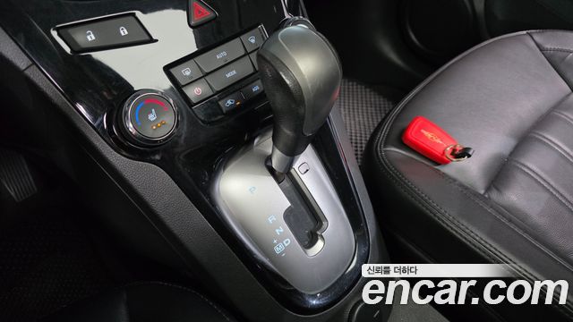 Chevrolet Korea Orlando 2013 — photo 12