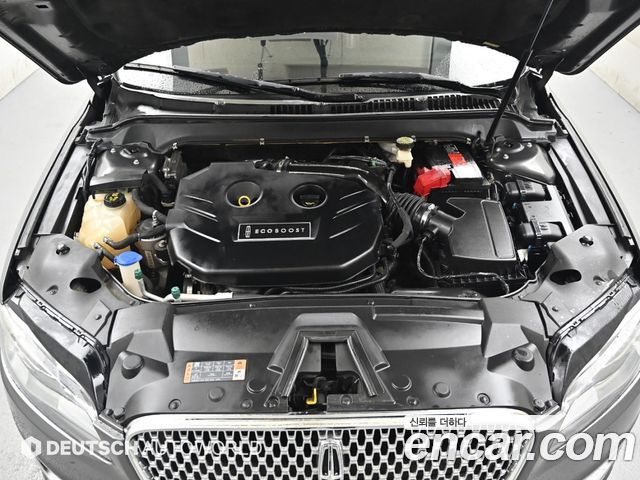Lincoln MKZ 2017 — photo 6