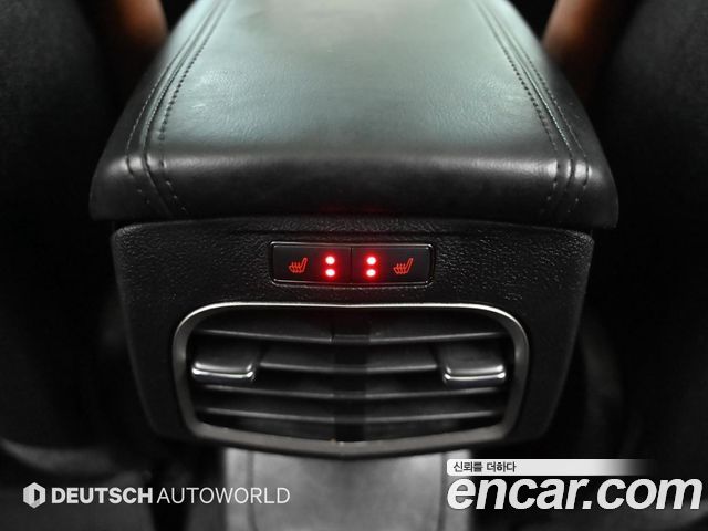 Lincoln MKZ 2017 — photo 16