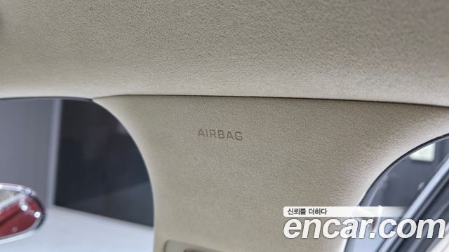 Genesis GV80 2020 — photo 28