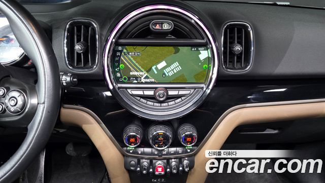 Mini Countryman 2017 — photo 15