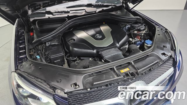 Mercedes-Benz GLE-Class 2018 — photo 6