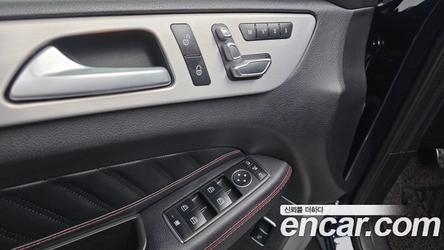 Mercedes-Benz GLE-Class 2018 — photo 19