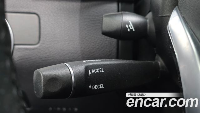 Mercedes-Benz GLE-Class 2018 — photo 22