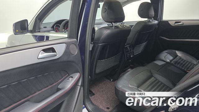 Mercedes-Benz GLE-Class 2018 — photo 27