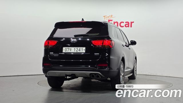 Kia Sorento 2018 — photo 4