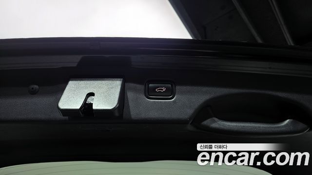 Kia Sorento 2018 — photo 22