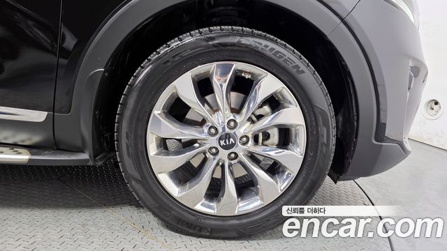 Kia Sorento 2018 — photo 7