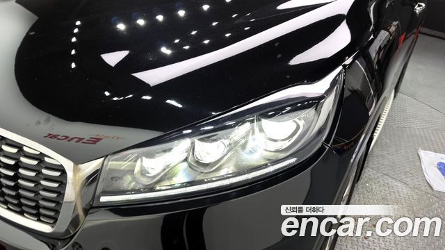 Kia Sorento 2018 — photo 8