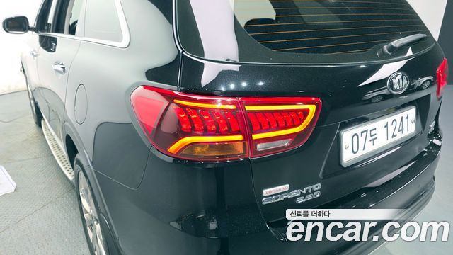 Kia Sorento 2018 — photo 9