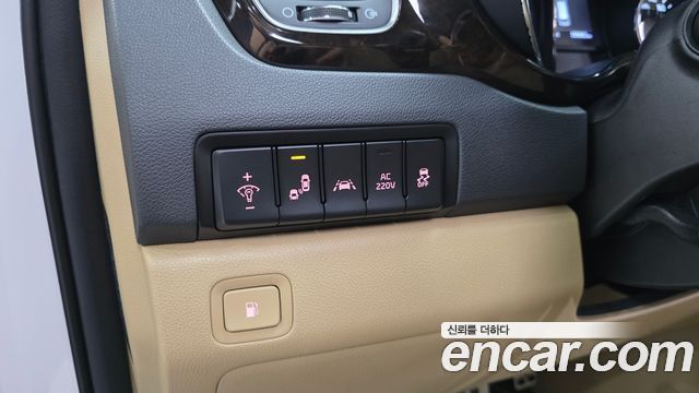Kia Canival 2020 — photo 13