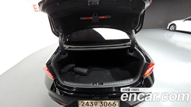 Hyundai Grandeur 2019 — photo 18