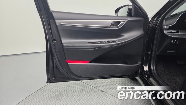 Hyundai Grandeur 2022 — photo 14