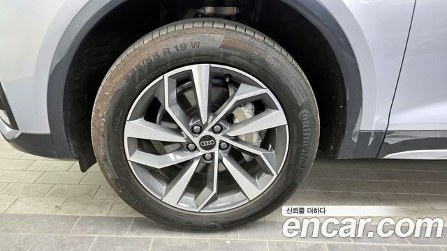 Audi Q5 2023 — photo 5