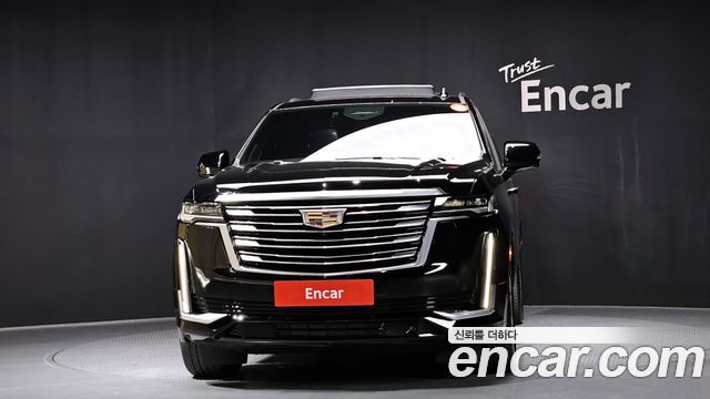 Cadillac Escalade 2023 — photo 3