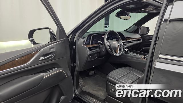 Cadillac Escalade 2023 — photo 13