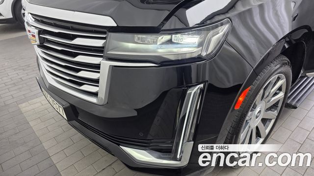 Cadillac Escalade 2023 — photo 8