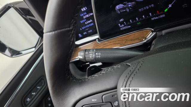 Cadillac Escalade 2023 — photo 30