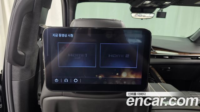 Cadillac Escalade 2023 — photo 34