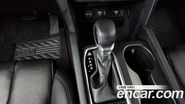 Hyundai Santafe 2019 — photo 12