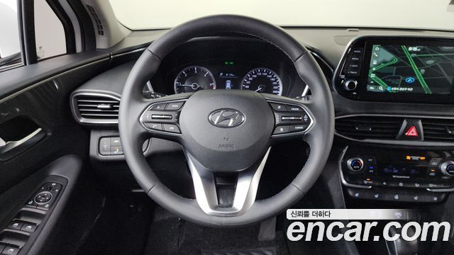 Hyundai Santafe 2019 — photo 19