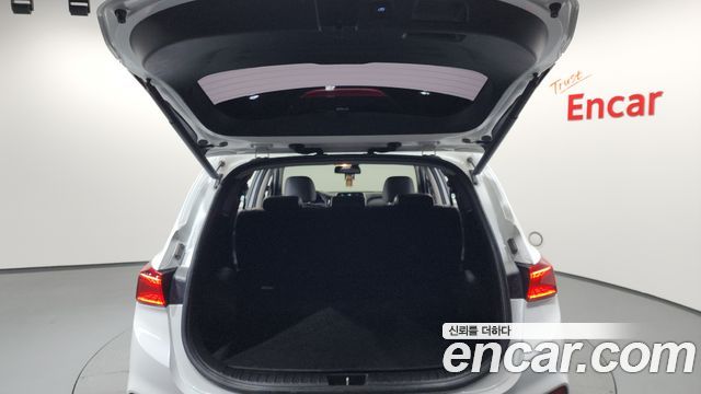 Hyundai Santafe 2019 — photo 25