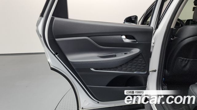 Hyundai Santafe 2019 — photo 15