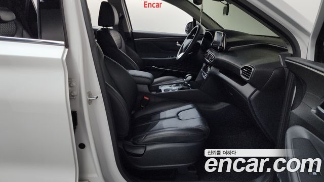 Hyundai Santafe 2019 — photo 16