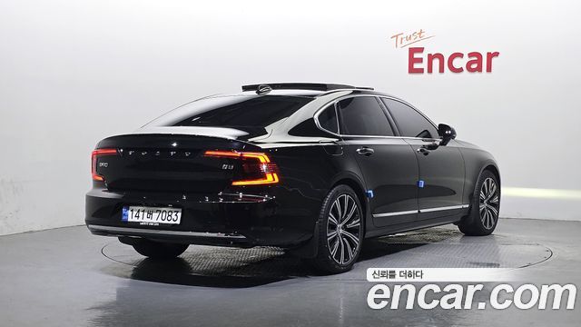 Volvo S90 2023 — photo 2