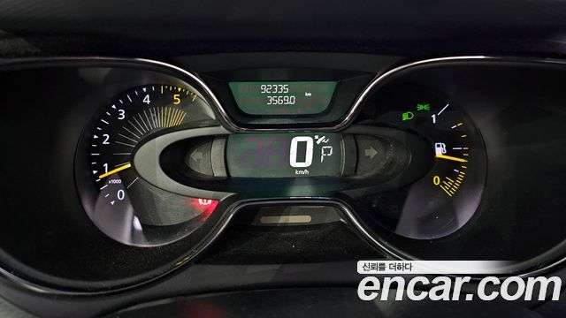 Renault Korea QM3 2016 — photo 8
