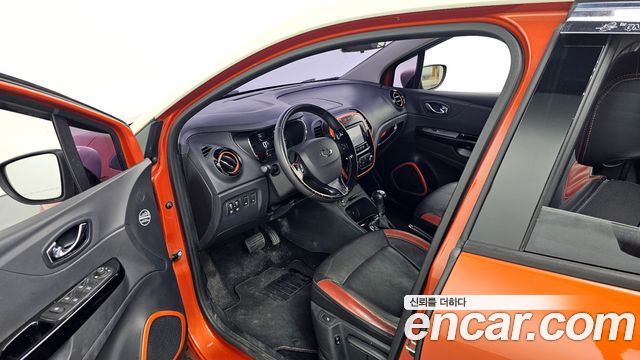 Renault Korea QM3 2016 — photo 10